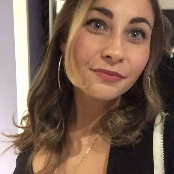 Meet your Posher, Stacey - Picture 1 of 1